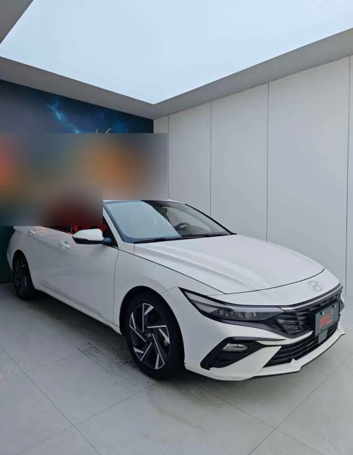 Hyundai Elantra 2023 года