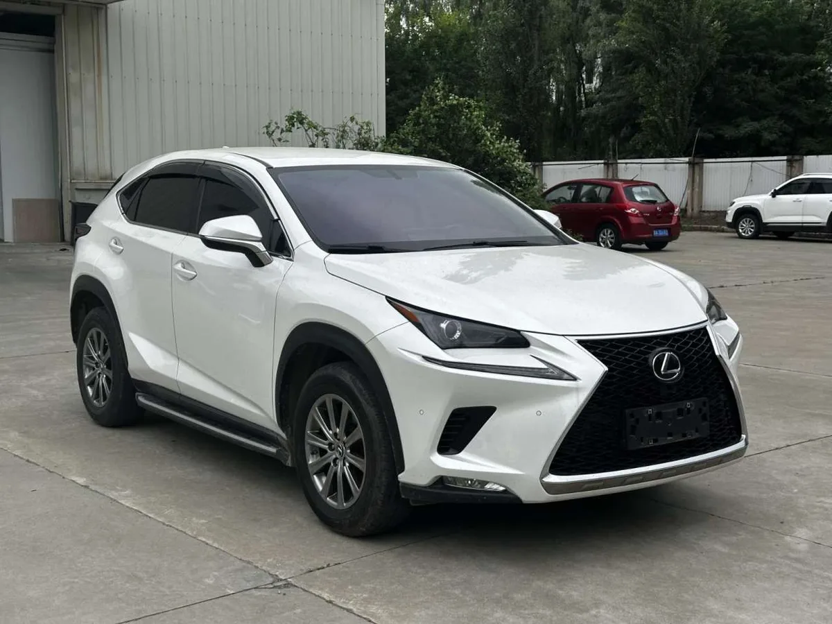 Lexus NX 2021 года, снимок 2