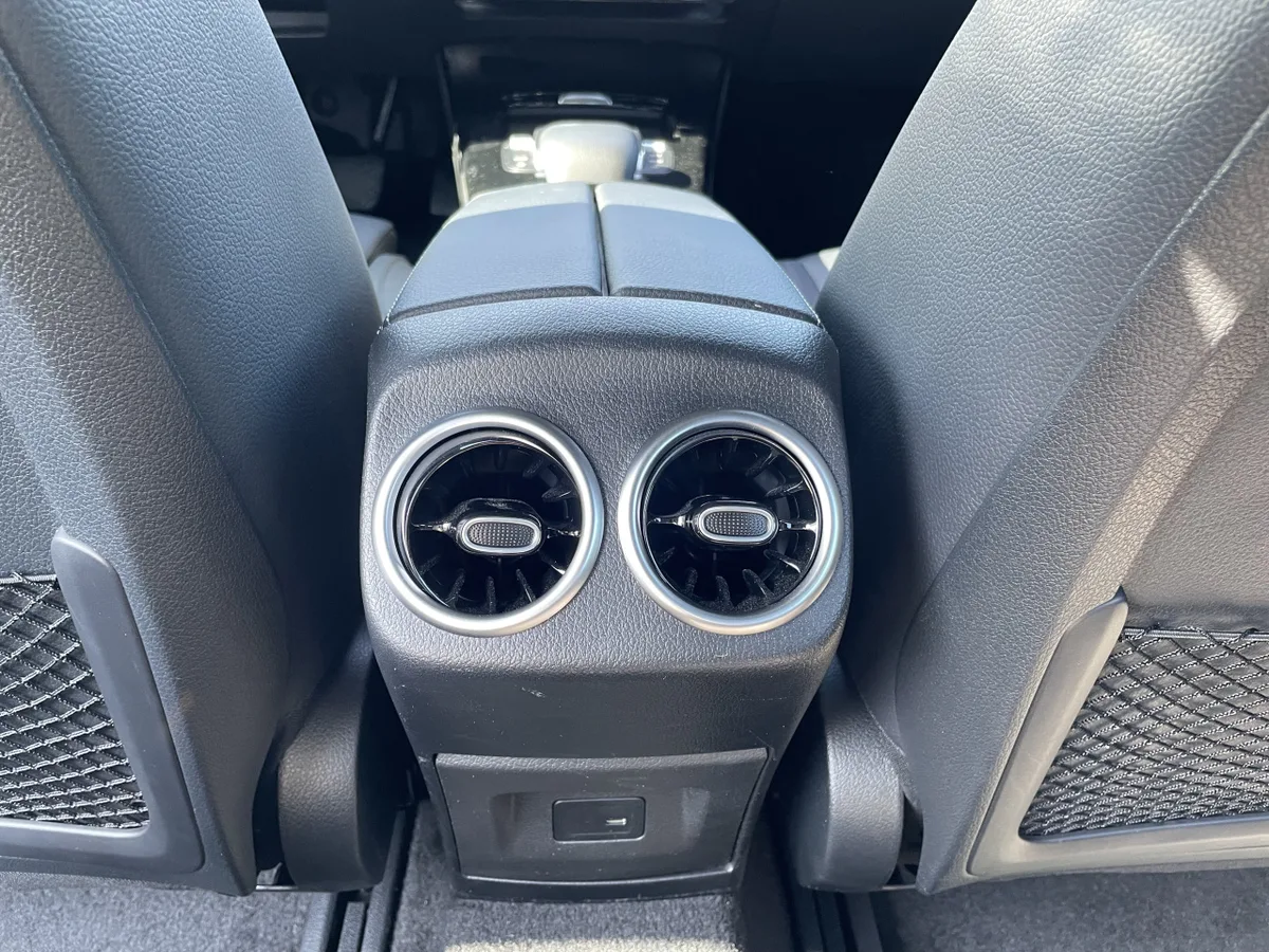 Mercedes-Benz A-класс 2022 года, снимок 12
