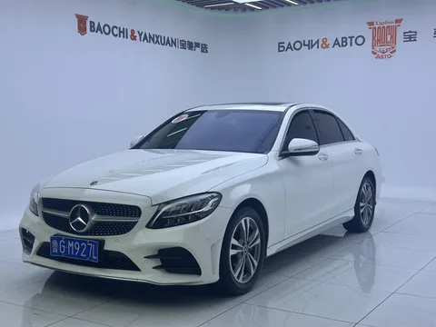 Mercedes-Benz C-класс 2020 года