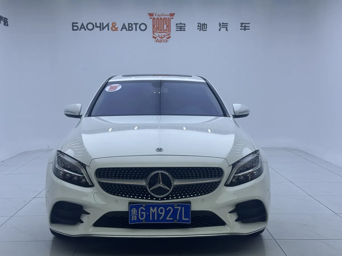 Mercedes-Benz C-класс 2020 года, снимок 5
