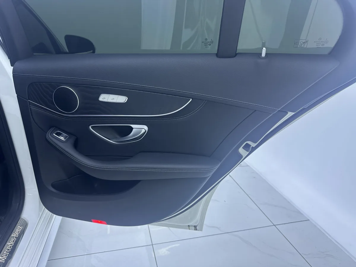Mercedes-Benz C-класс 2020 года, снимок 20