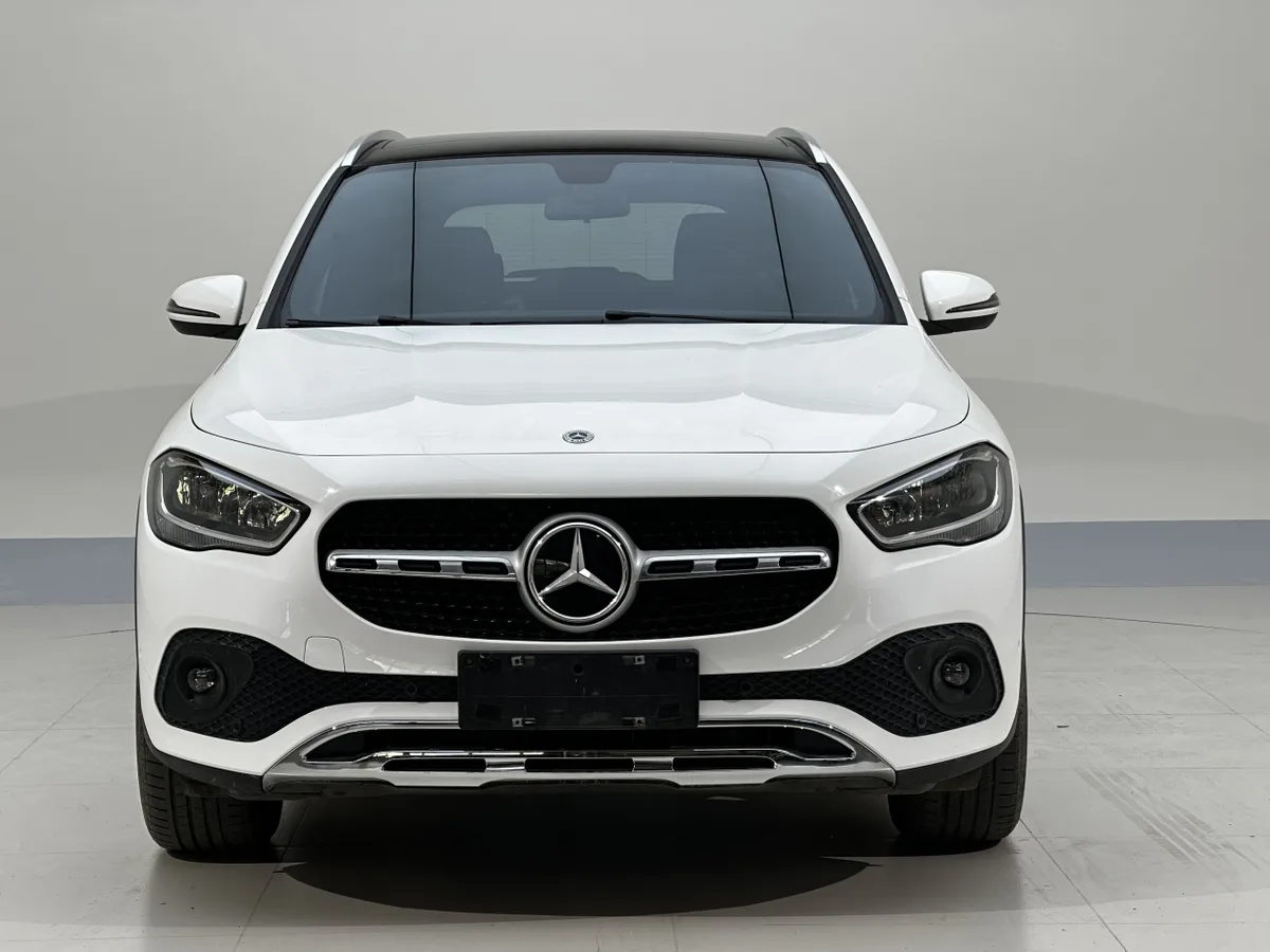 Mercedes-Benz GLA 2021 года, снимок 5