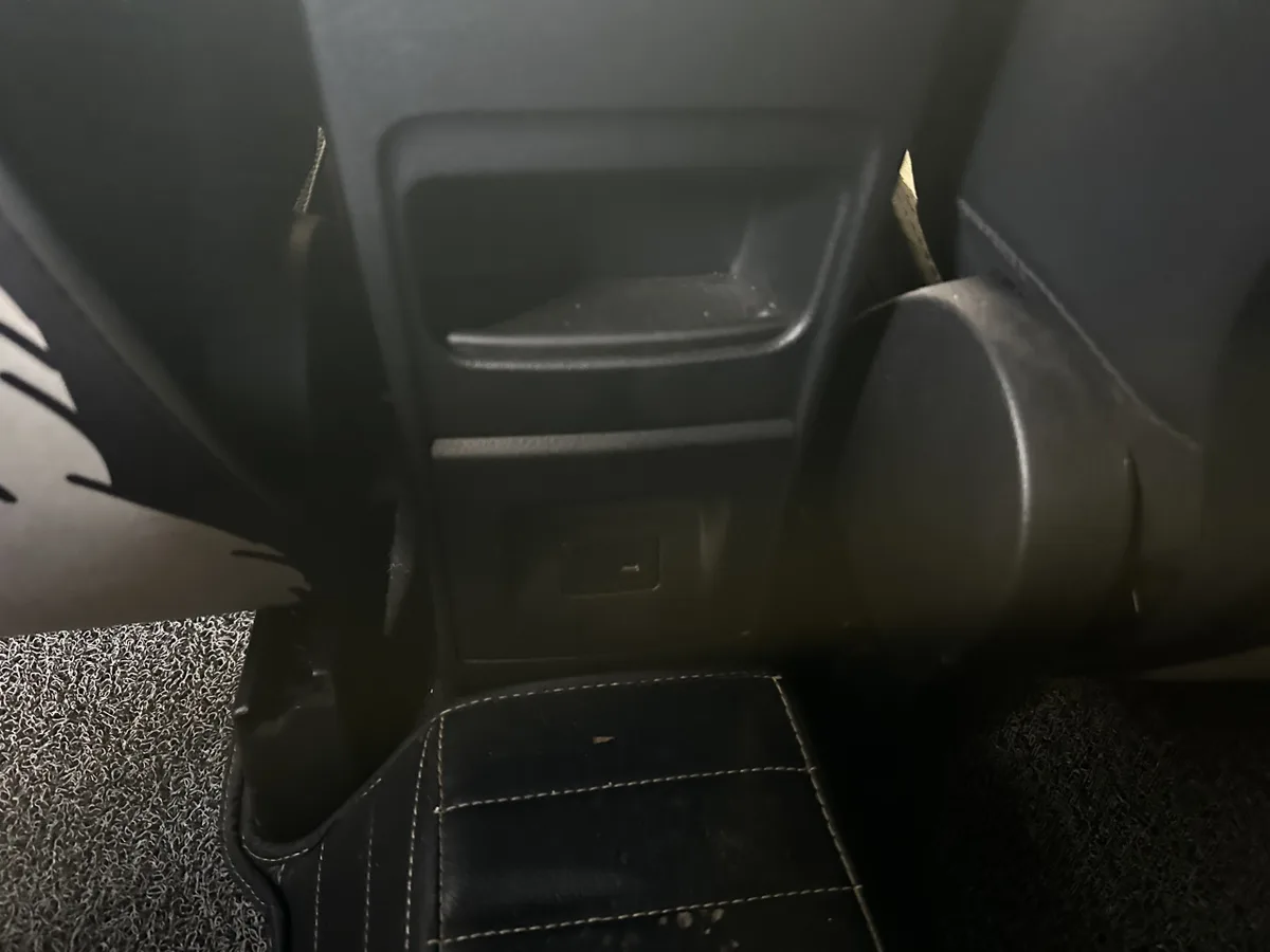 Mercedes-Benz GLA 2021 года, снимок 15