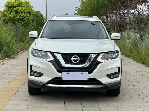 Nissan X-Trail 2023 года