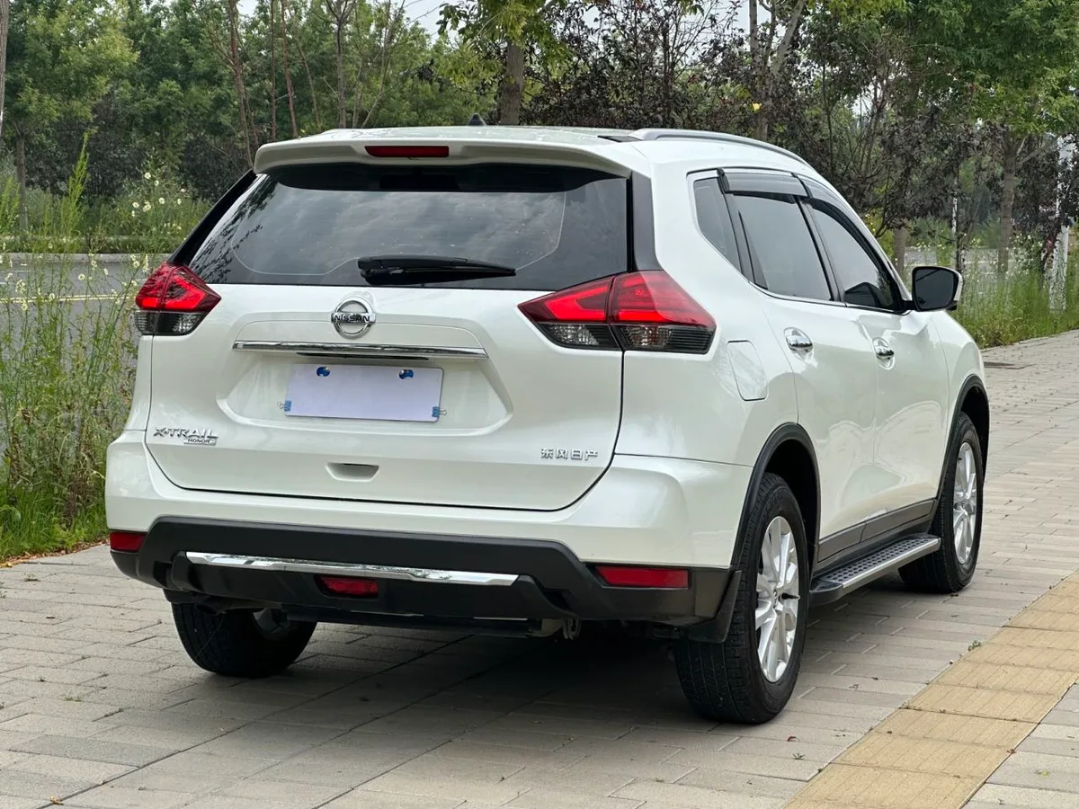 Nissan X-Trail 2023 года, снимок 6