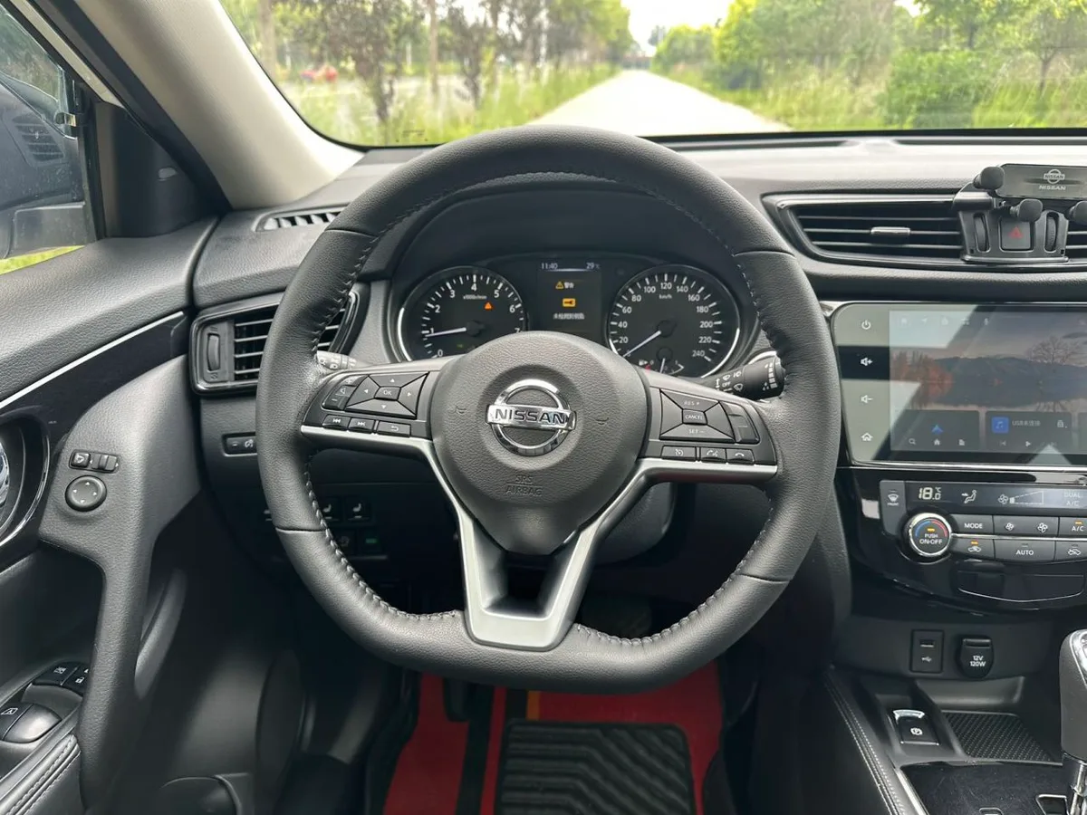 Nissan X-Trail 2023 года, снимок 12