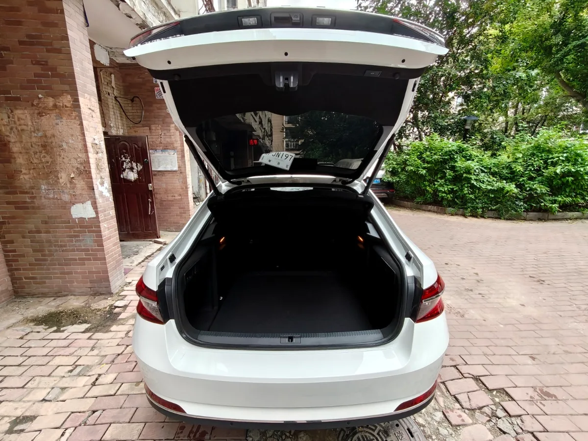 Skoda Superb 2024 года, снимок 7