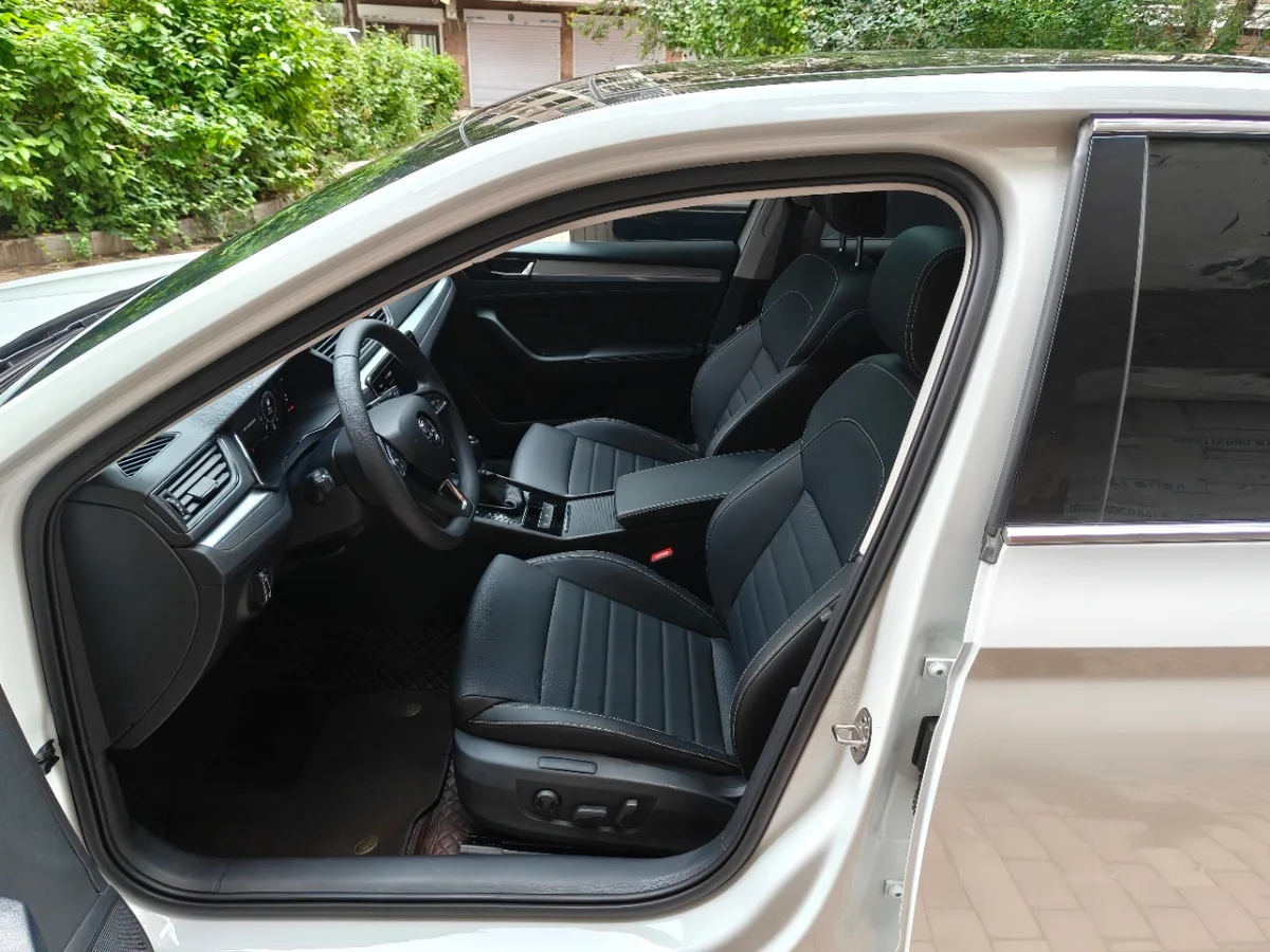 Skoda Superb 2024 года, снимок 11