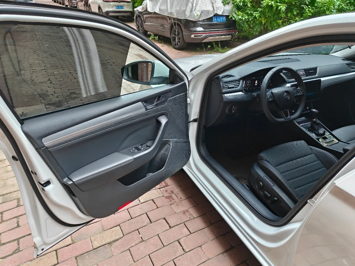 Skoda Superb 2024 года, снимок 12