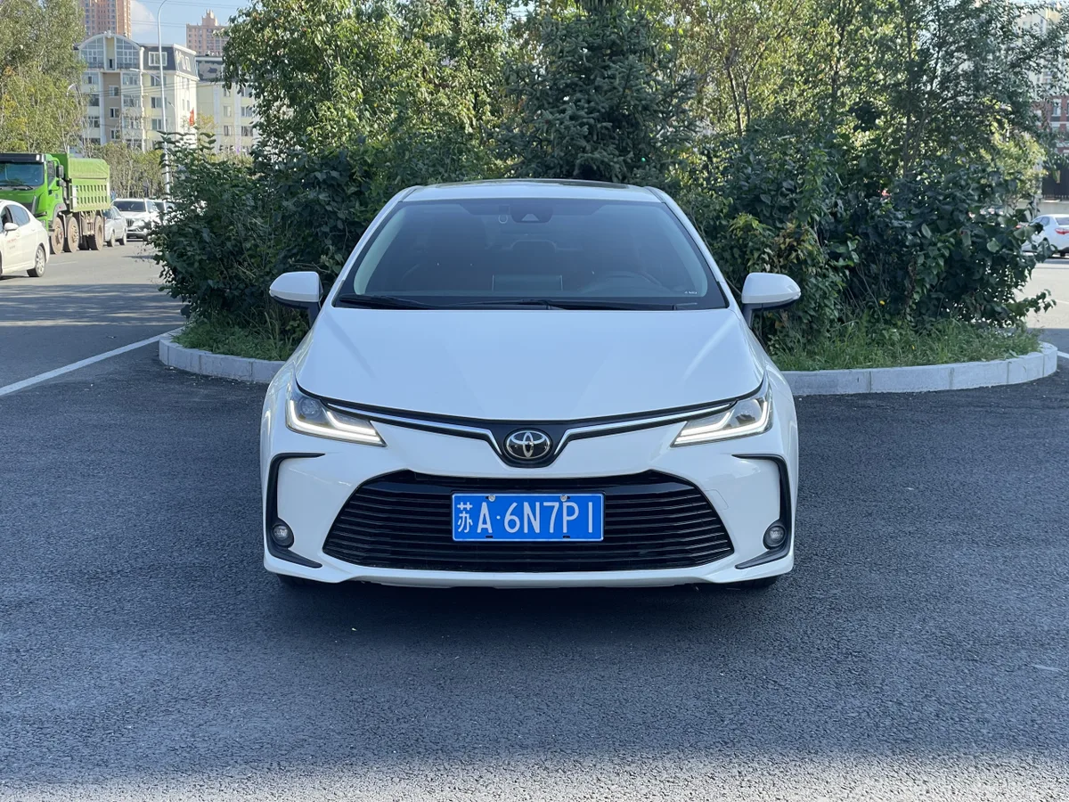 Toyota Corolla 2021 года, снимок 2
