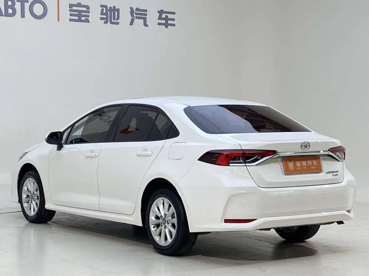 Toyota Corolla 2022 года, снимок 2