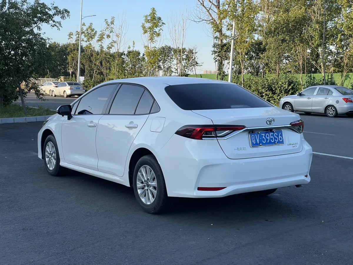Toyota Corolla 2023 года, снимок 13
