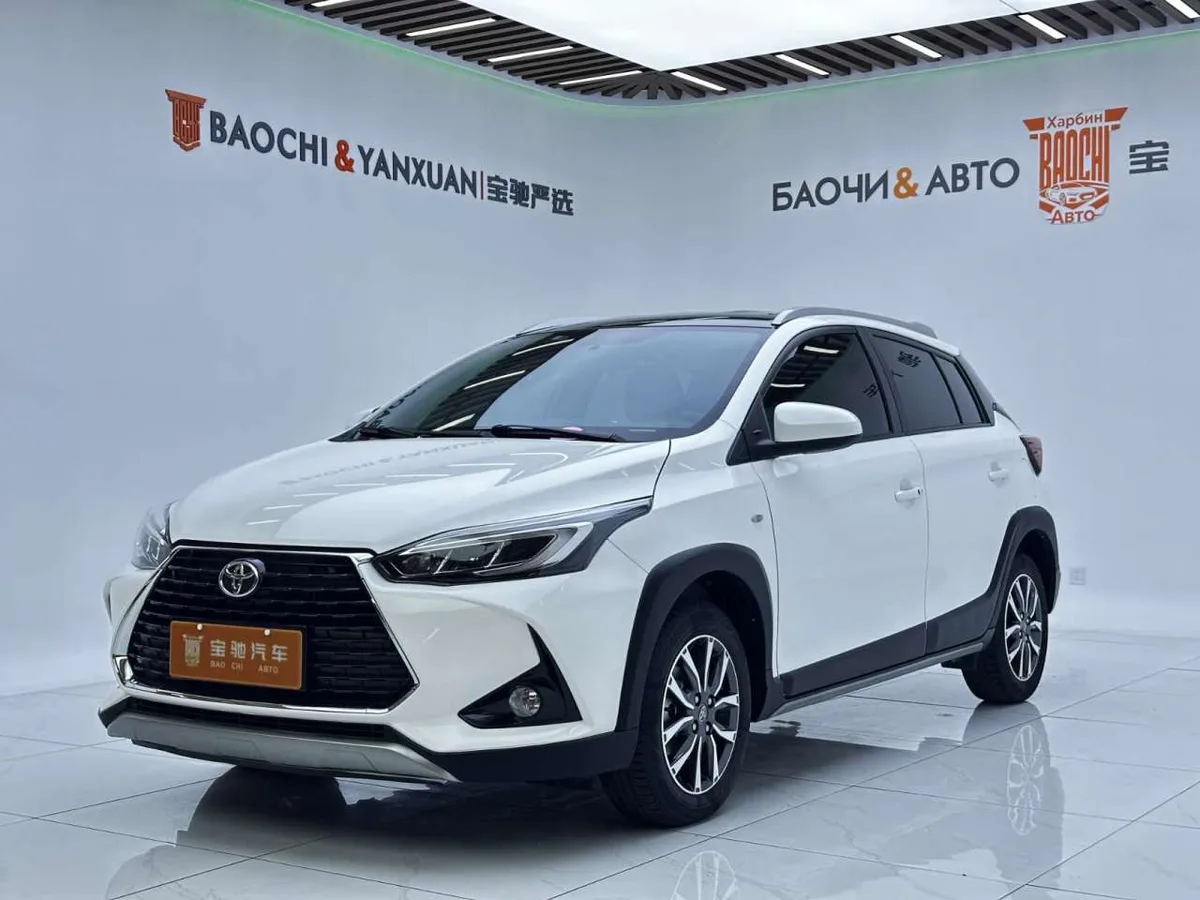 Toyota Yaris L 2022 года