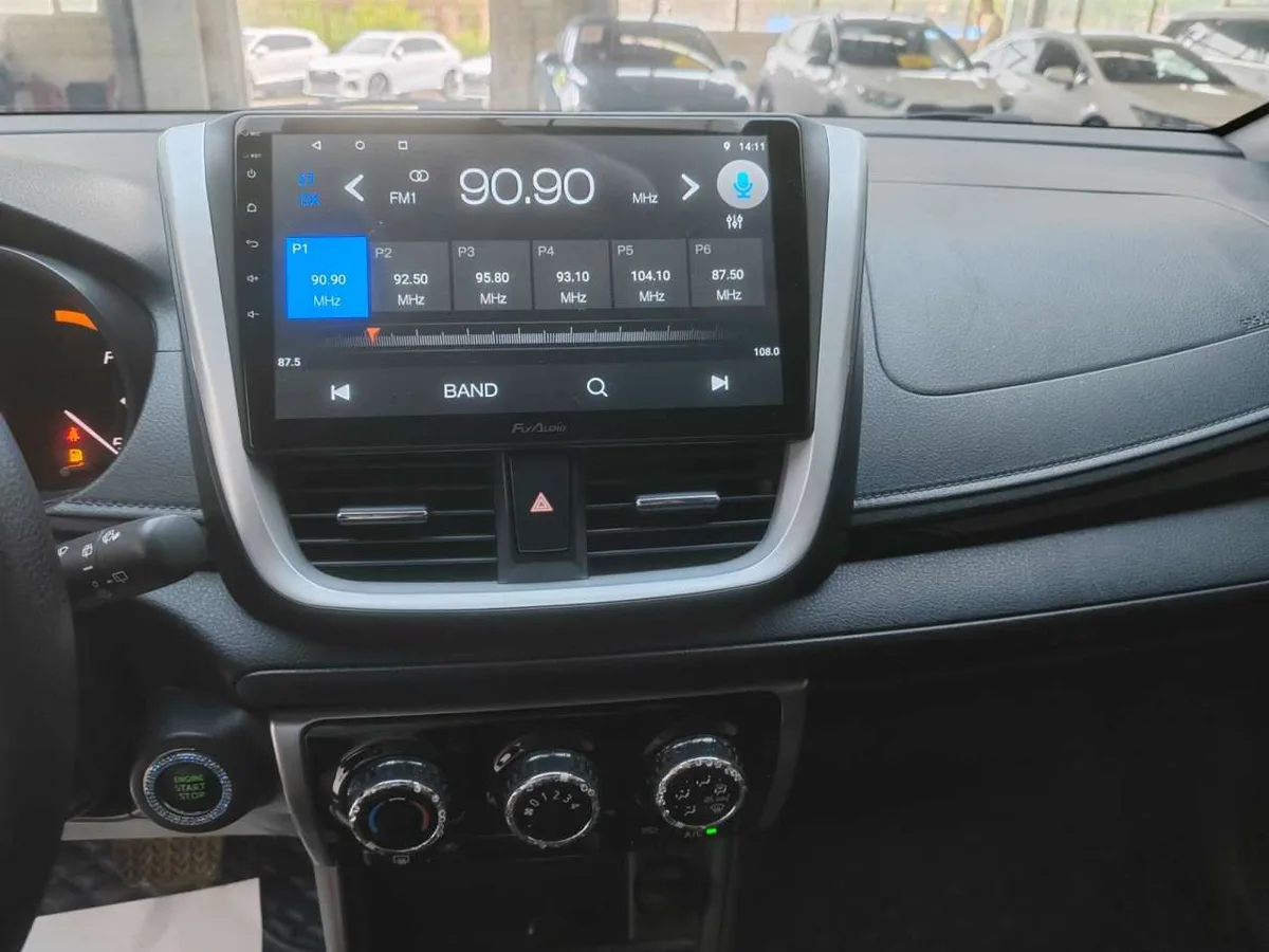 Toyota Yaris L 2022 года, снимок 8