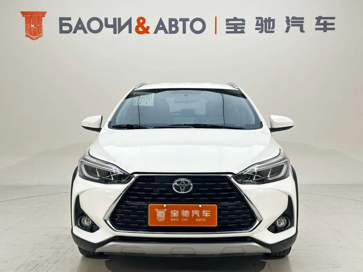 Toyota Yaris L 2022 года, снимок 2