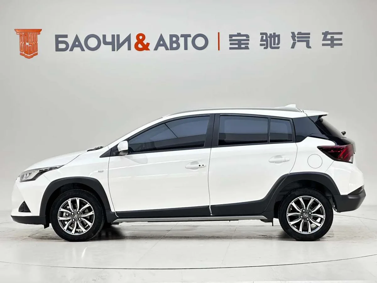 Toyota Yaris L 2022 года, снимок 4