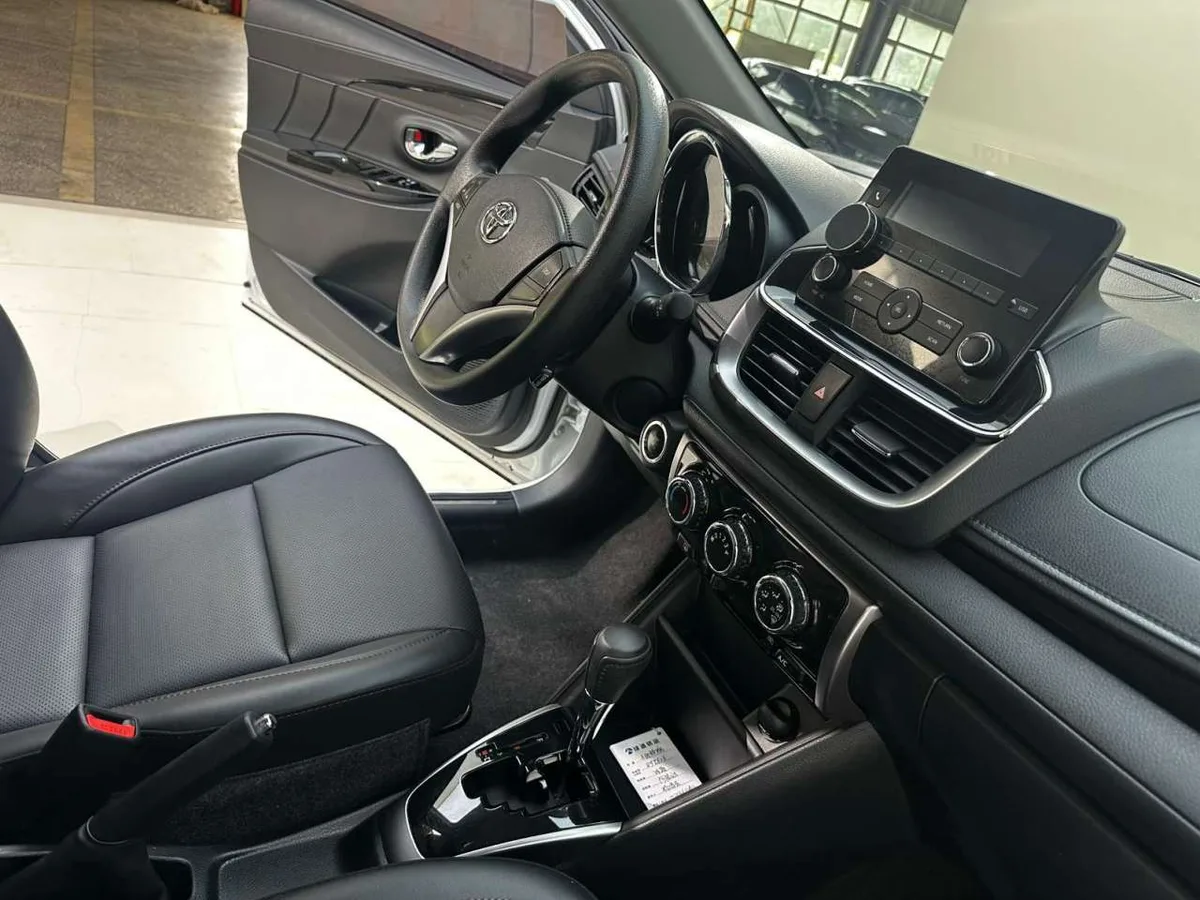 Toyota Yaris L 2022 года, снимок 13