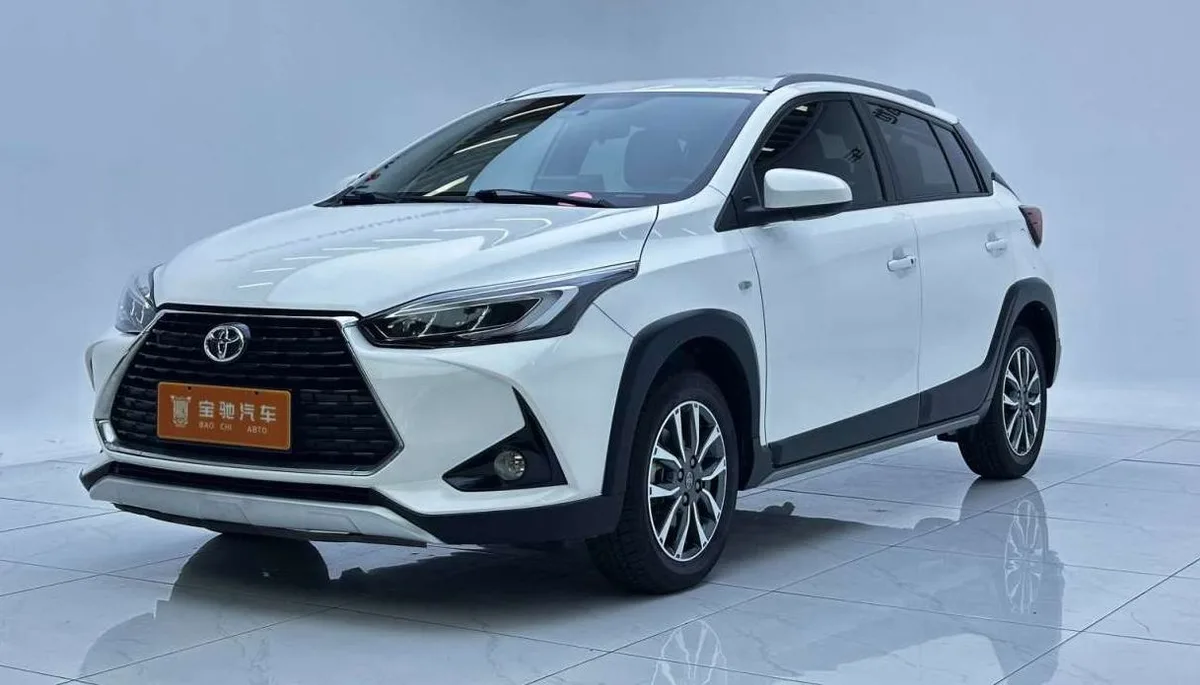 Toyota Yaris L 2022 года