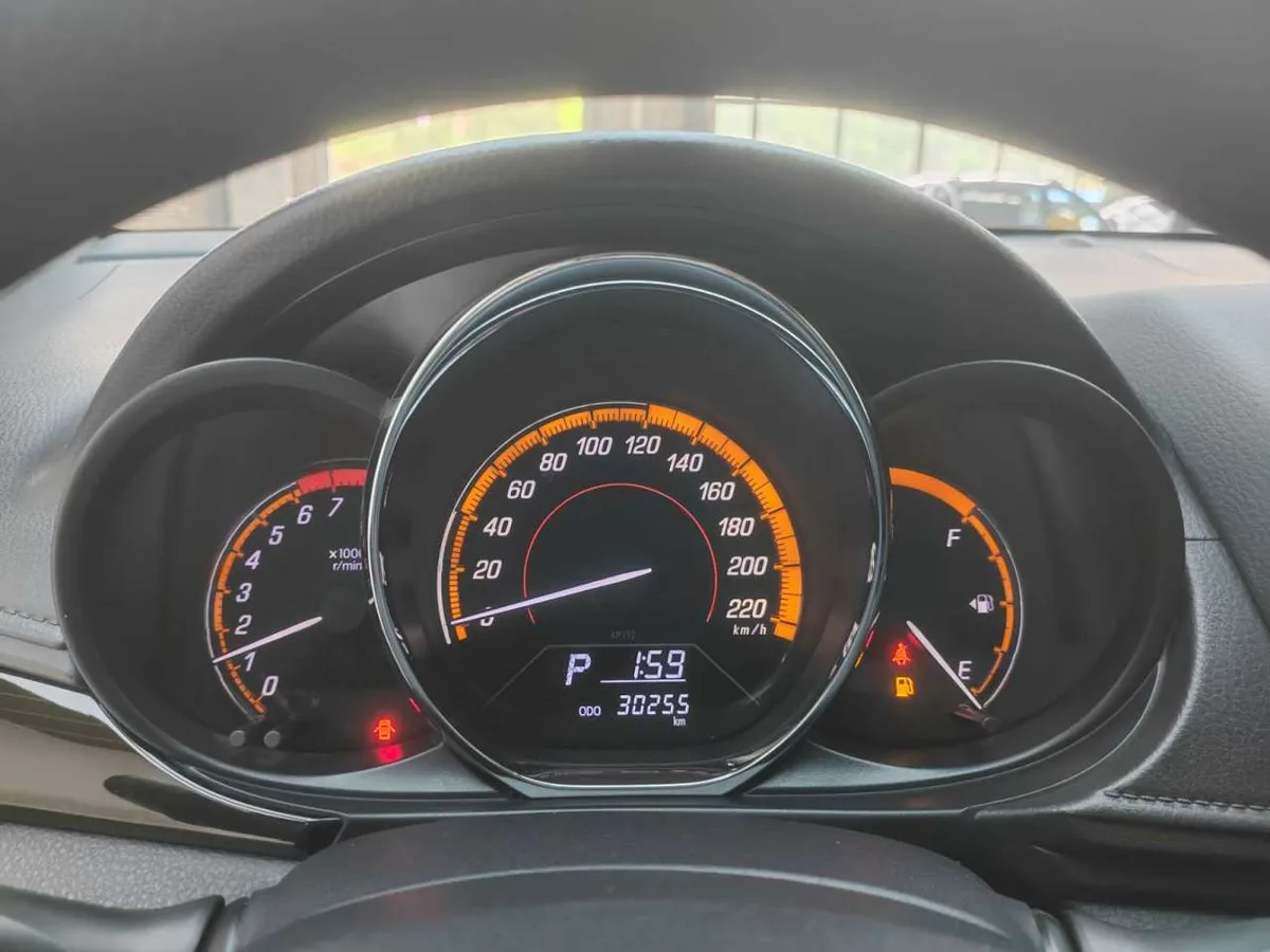 Toyota Yaris L 2022 года, снимок 7