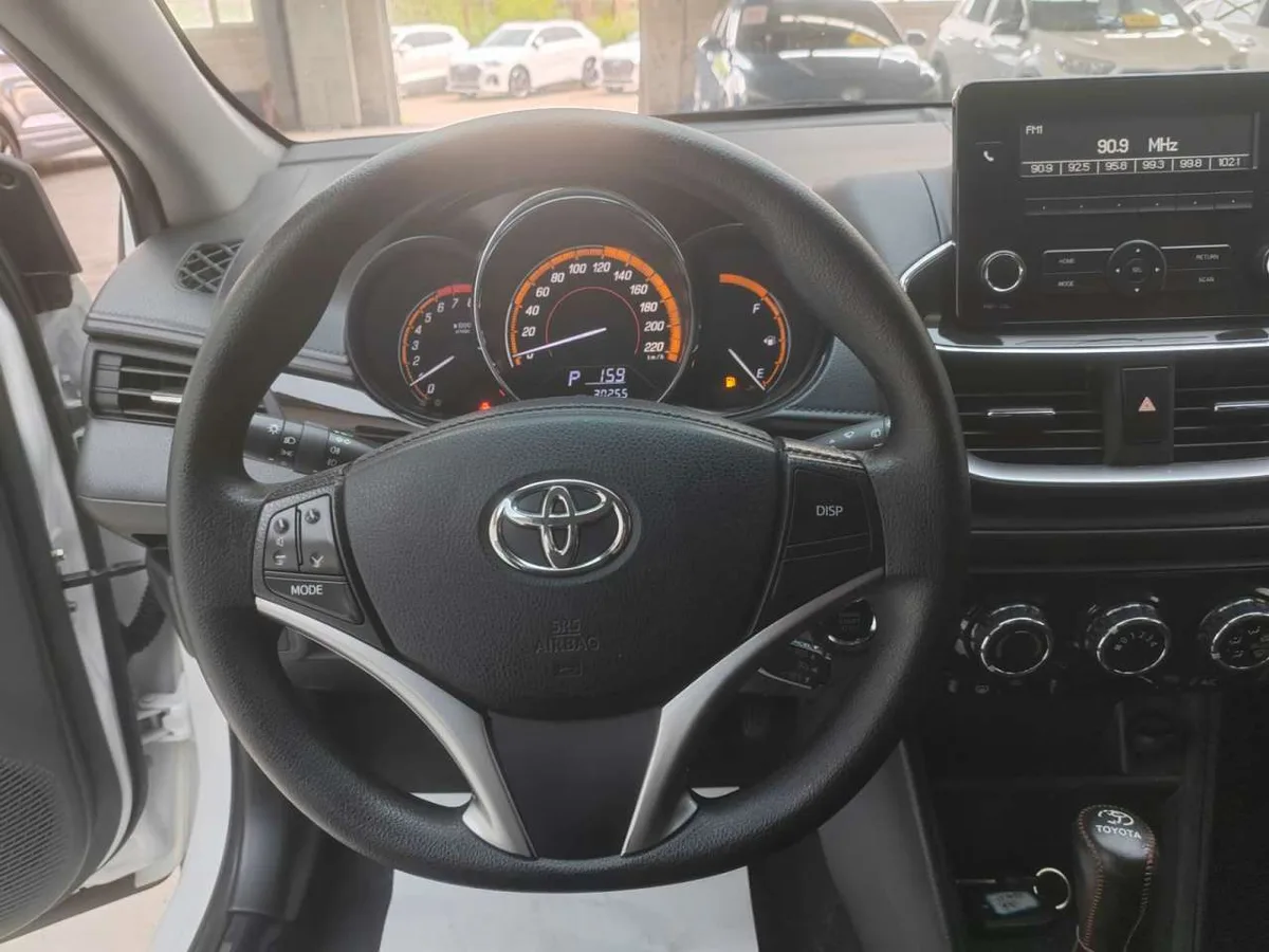 Toyota Yaris L 2022 года, снимок 8