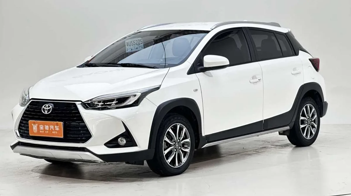 Toyota Yaris L 2022 года