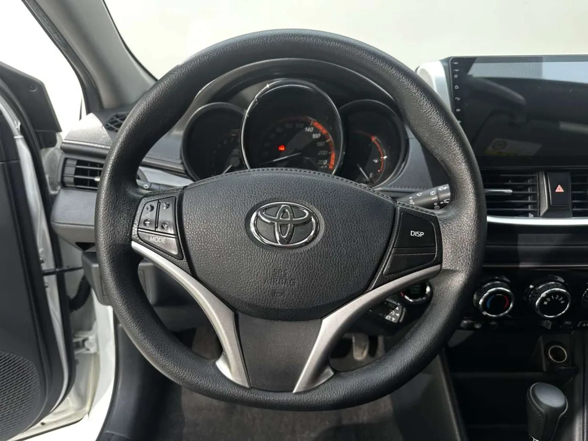 Toyota Yaris L 2022 года, снимок 8