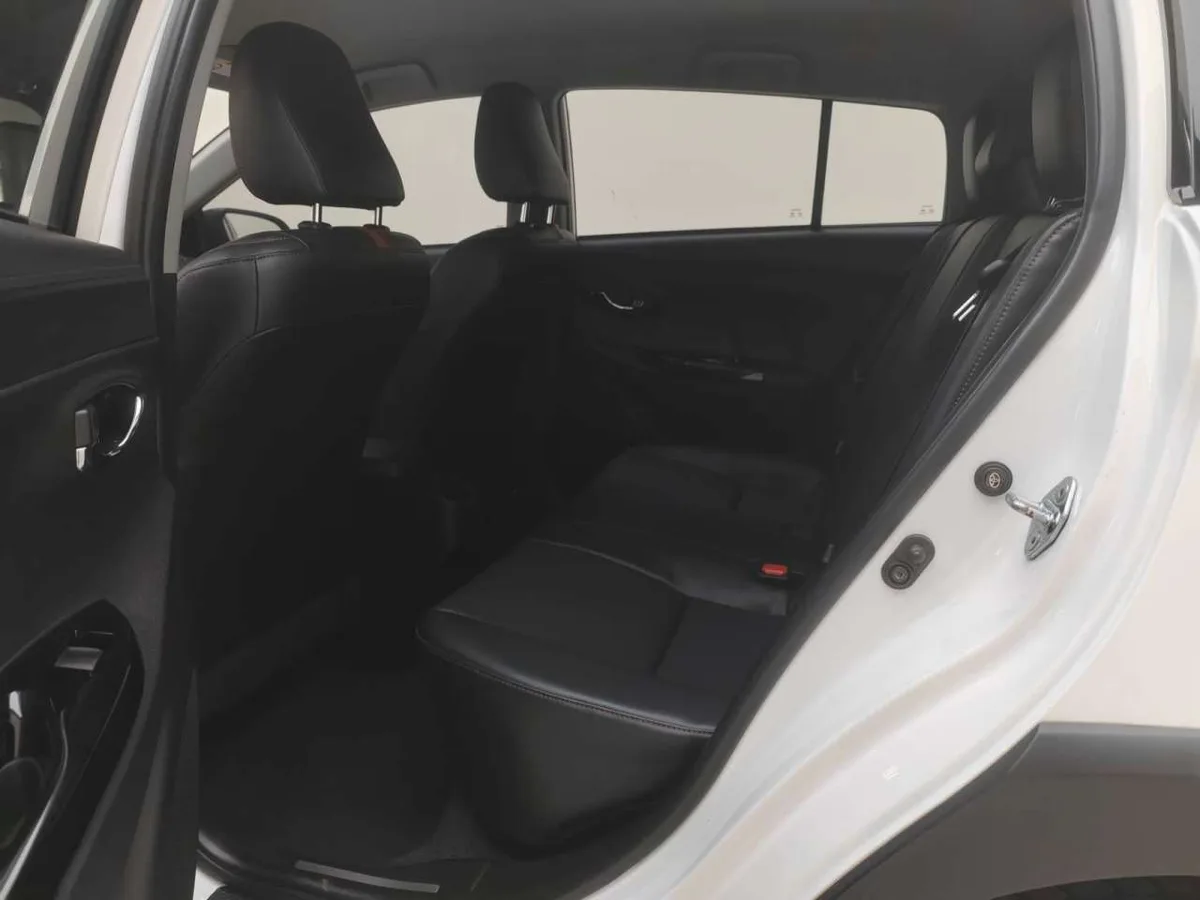 Toyota Yaris L 2022 года, снимок 19