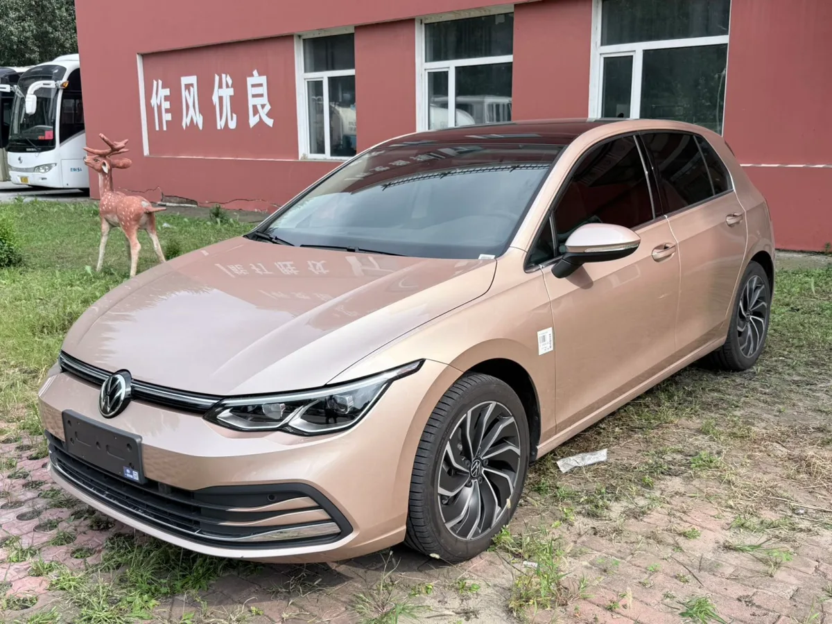 Volkswagen Golf 2021 года