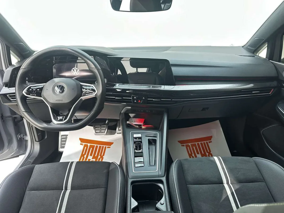 Volkswagen Golf 2022 года, снимок 9