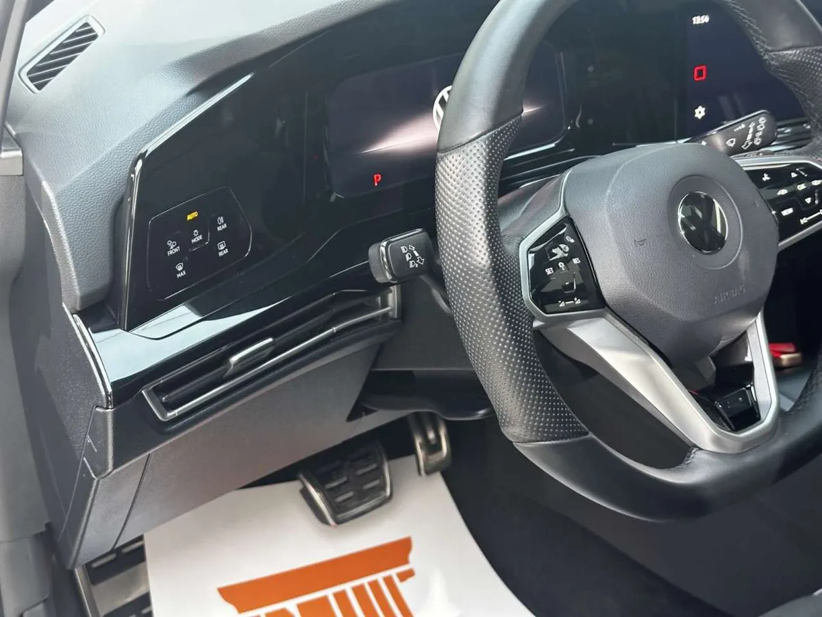 Volkswagen Golf 2022 года, снимок 24
