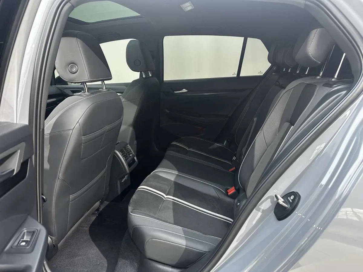Volkswagen Golf 2022 года, снимок 29