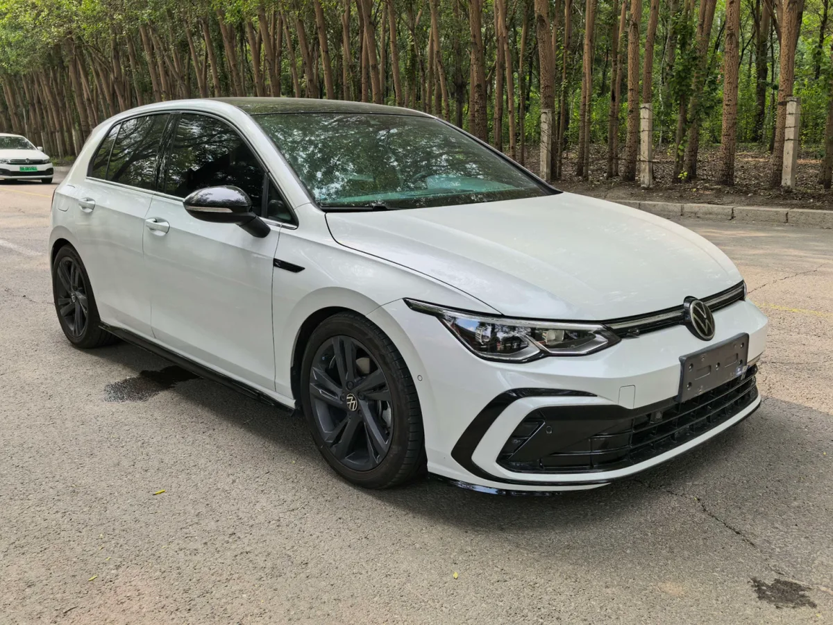 Volkswagen Golf 2022 года, снимок 3