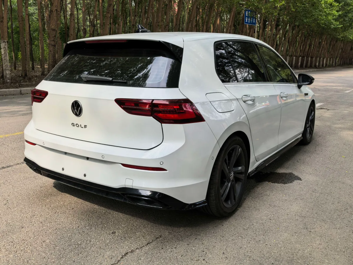Volkswagen Golf 2022 года, снимок 6