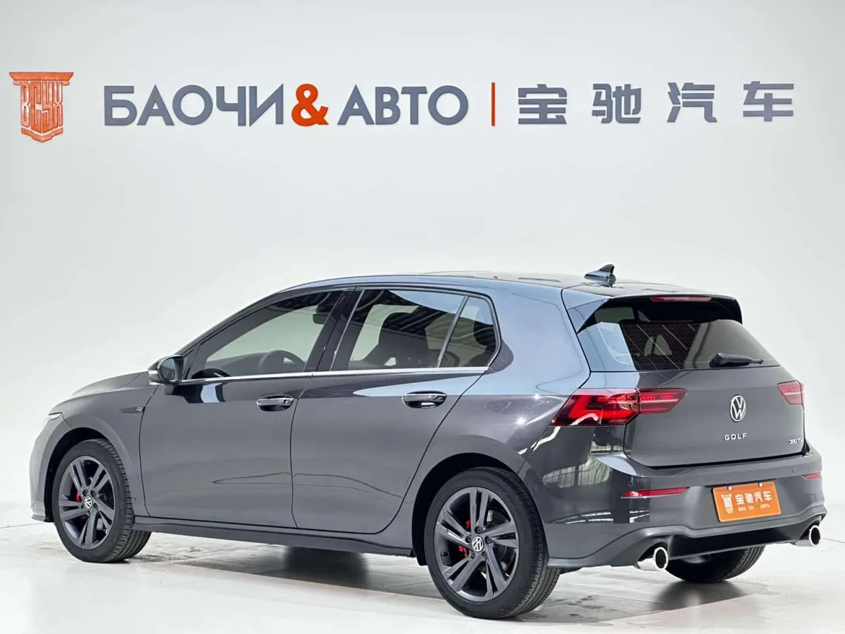 Volkswagen Golf 2022 года, снимок 3
