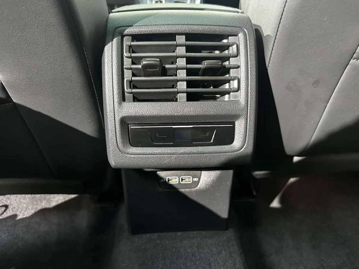 Volkswagen Golf 2022 года, снимок 15