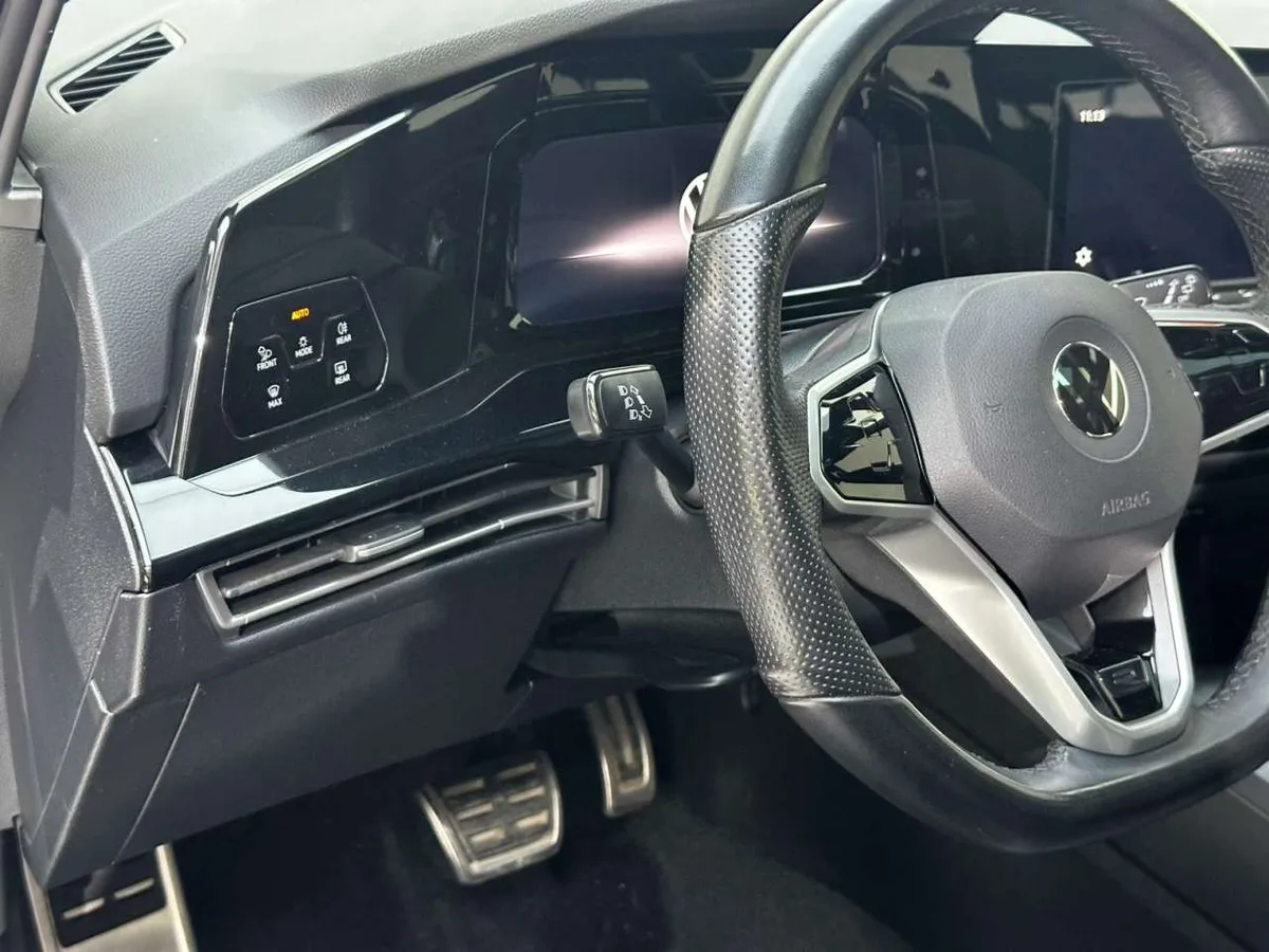 Volkswagen Golf 2022 года, снимок 18