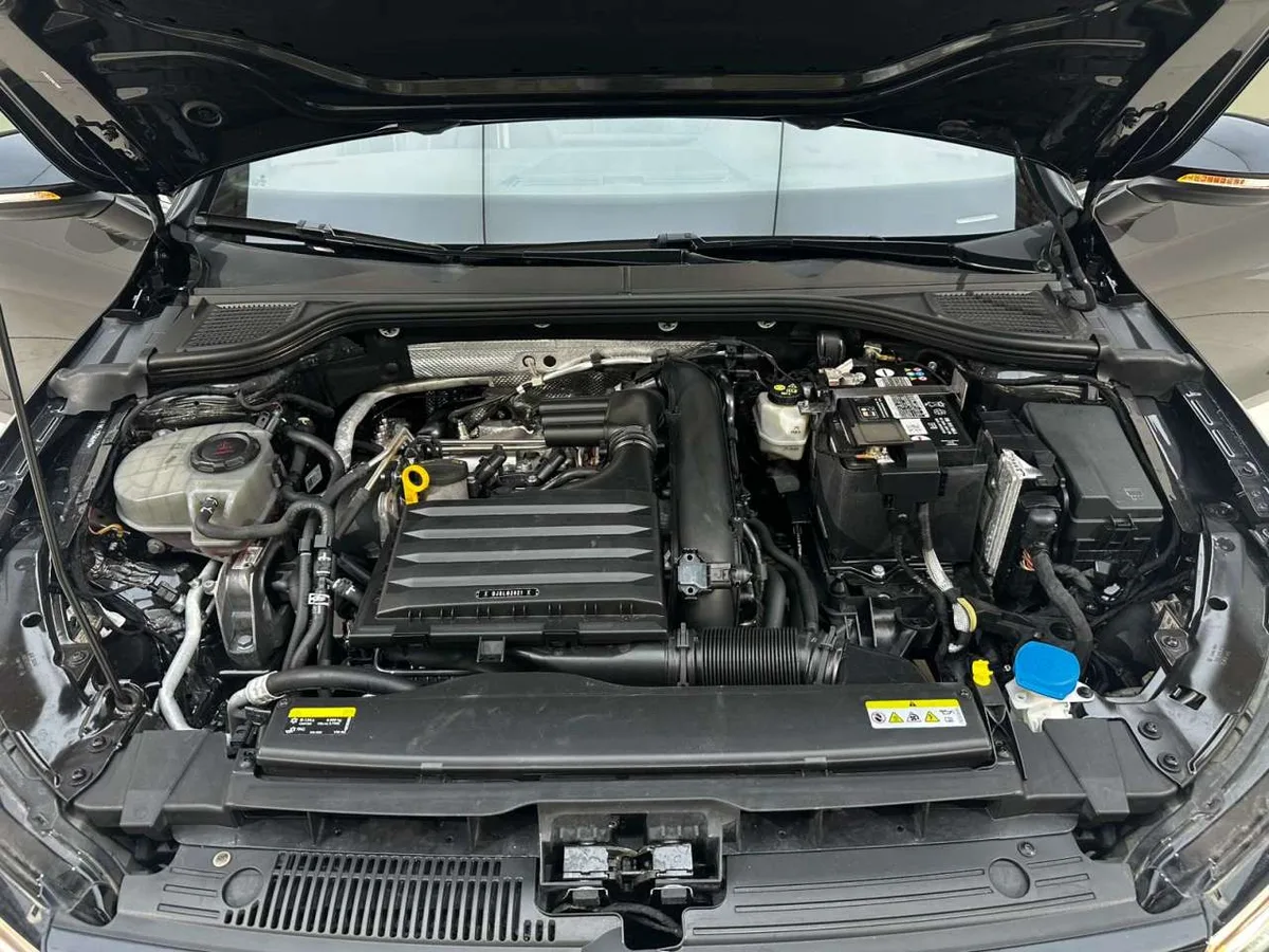 Volkswagen Golf 2022 года, снимок 20