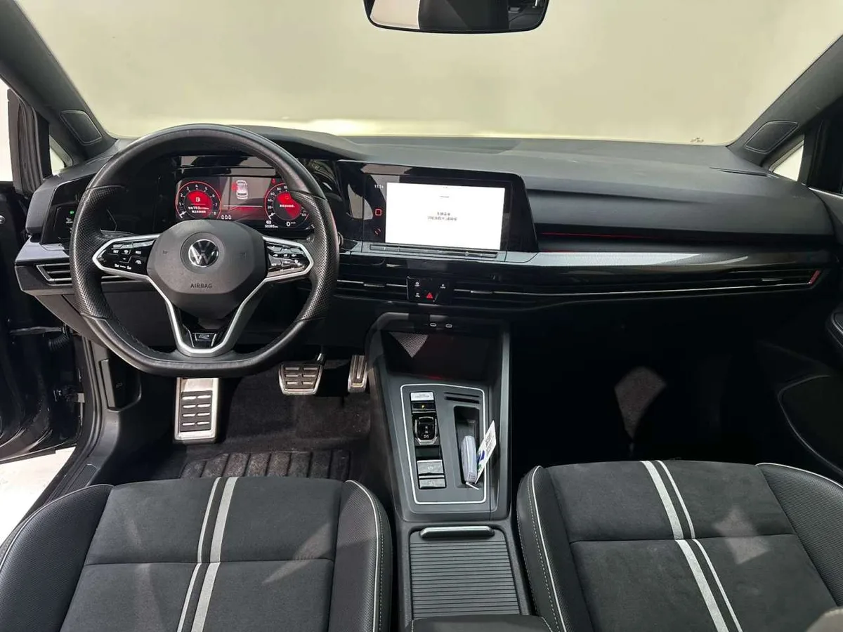 Volkswagen Golf 2022 года, снимок 21