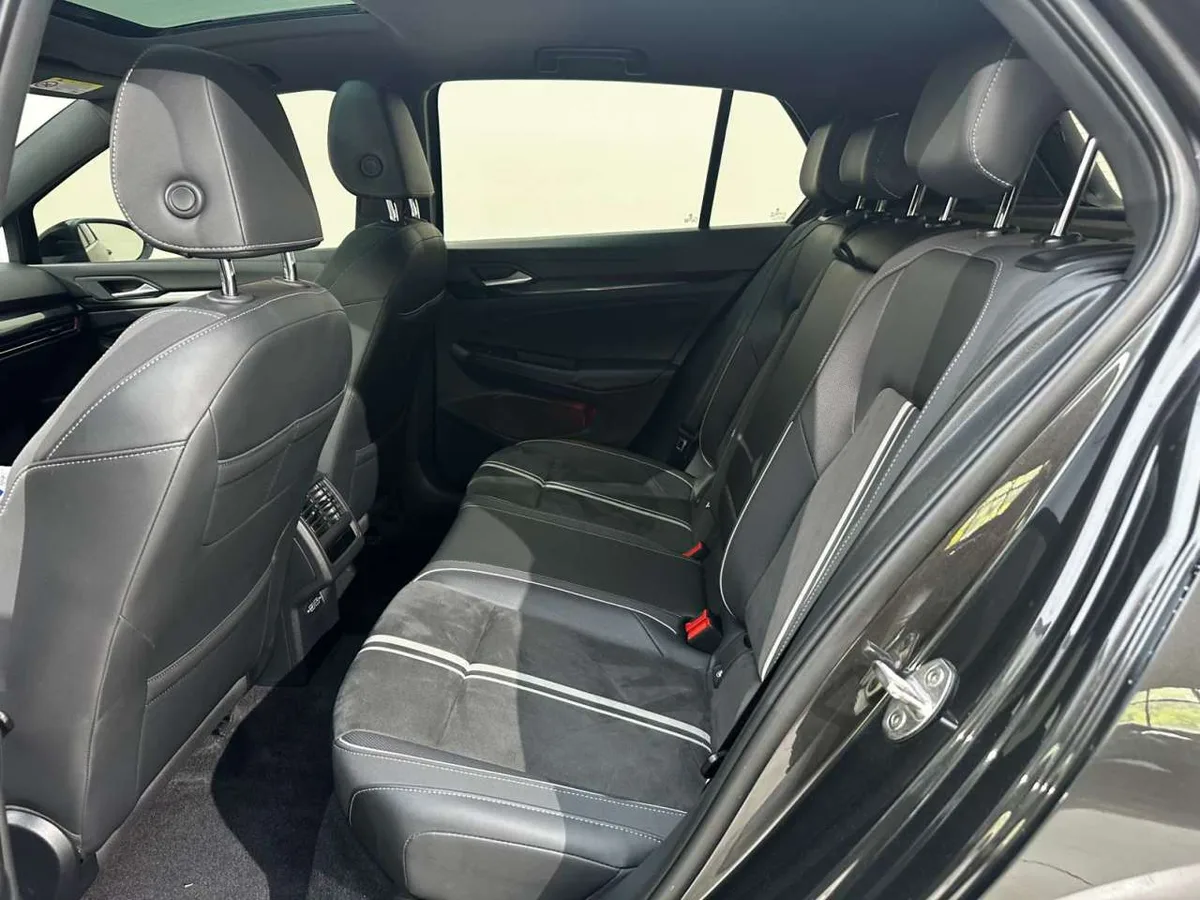Volkswagen Golf 2022 года, снимок 23