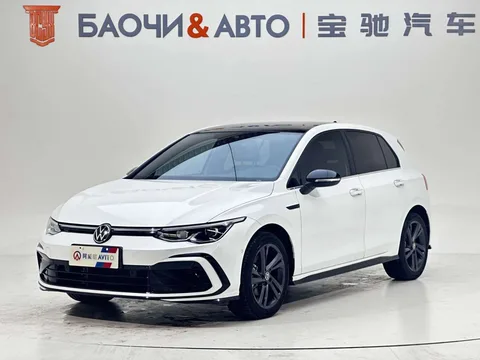 Volkswagen Golf 2022 года