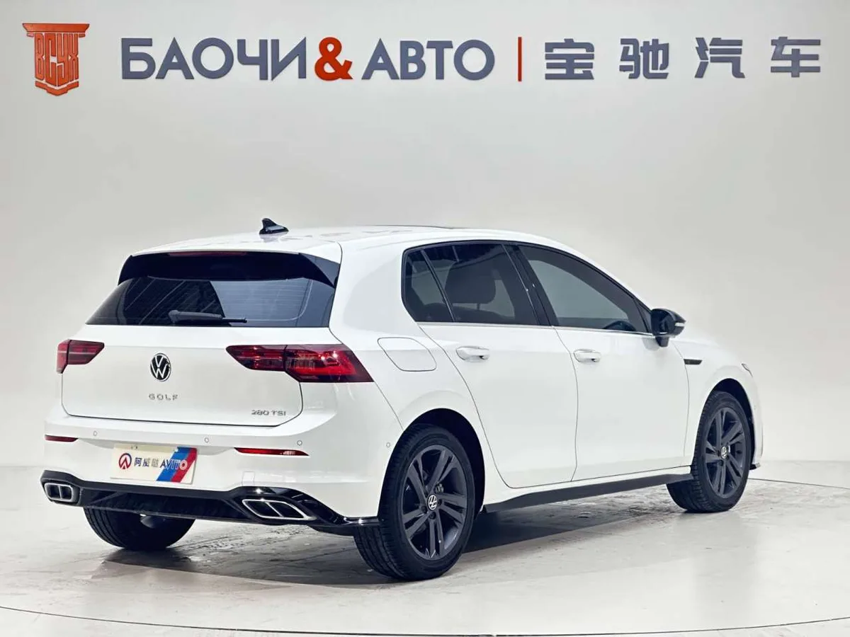 Volkswagen Golf 2022 года, снимок 4