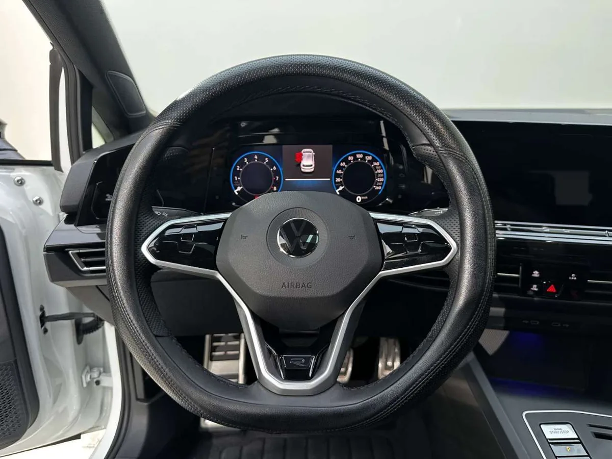 Volkswagen Golf 2022 года, снимок 9