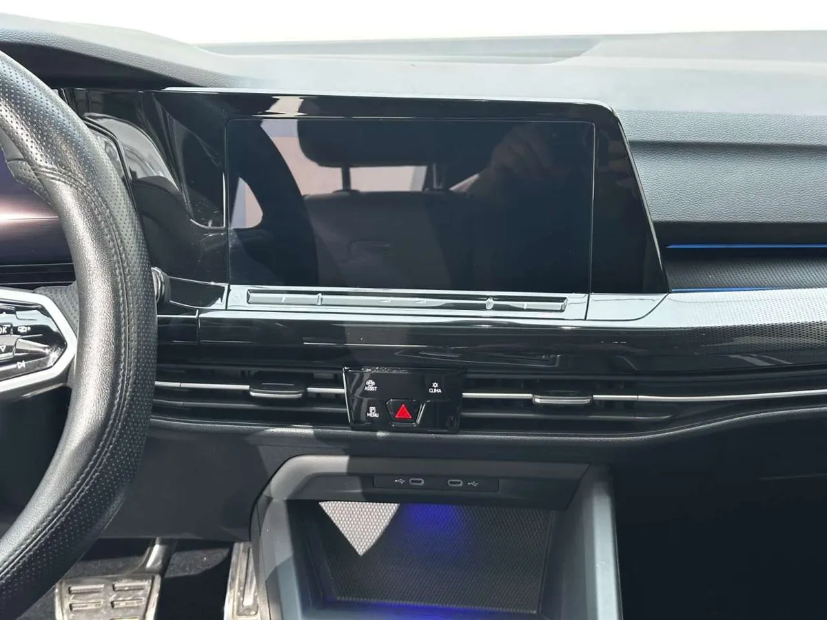 Volkswagen Golf 2022 года, снимок 16