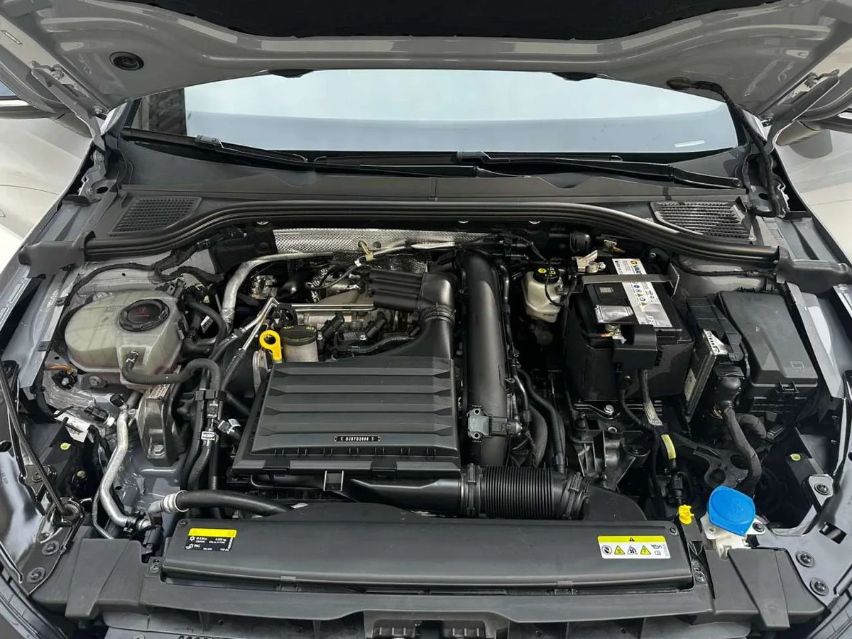 Volkswagen Golf 2022 года, снимок 29