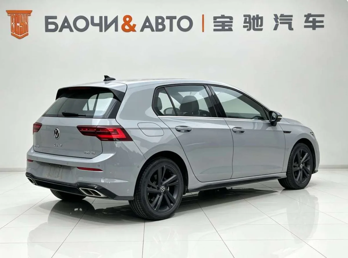 Volkswagen Golf 2023 года, снимок 5