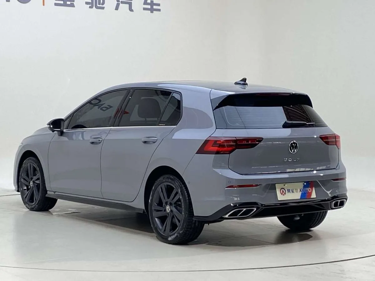 Volkswagen Golf 2023 года, снимок 5