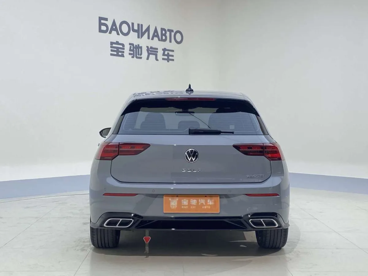 Volkswagen Golf 2023 года, снимок 3