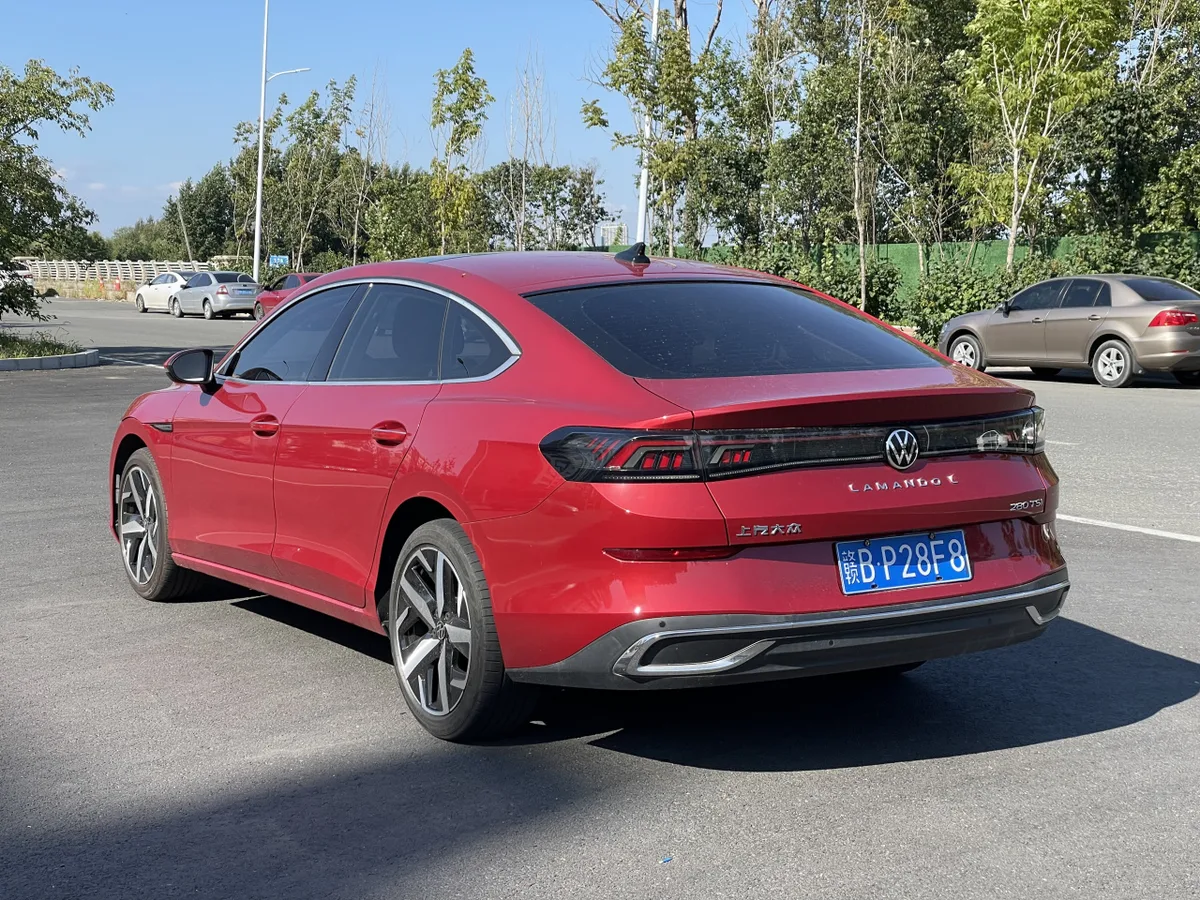 Volkswagen Lamando 2022 года, снимок 13