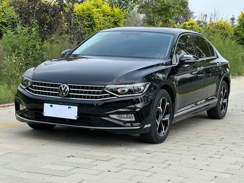 Volkswagen Magotan 2025 года